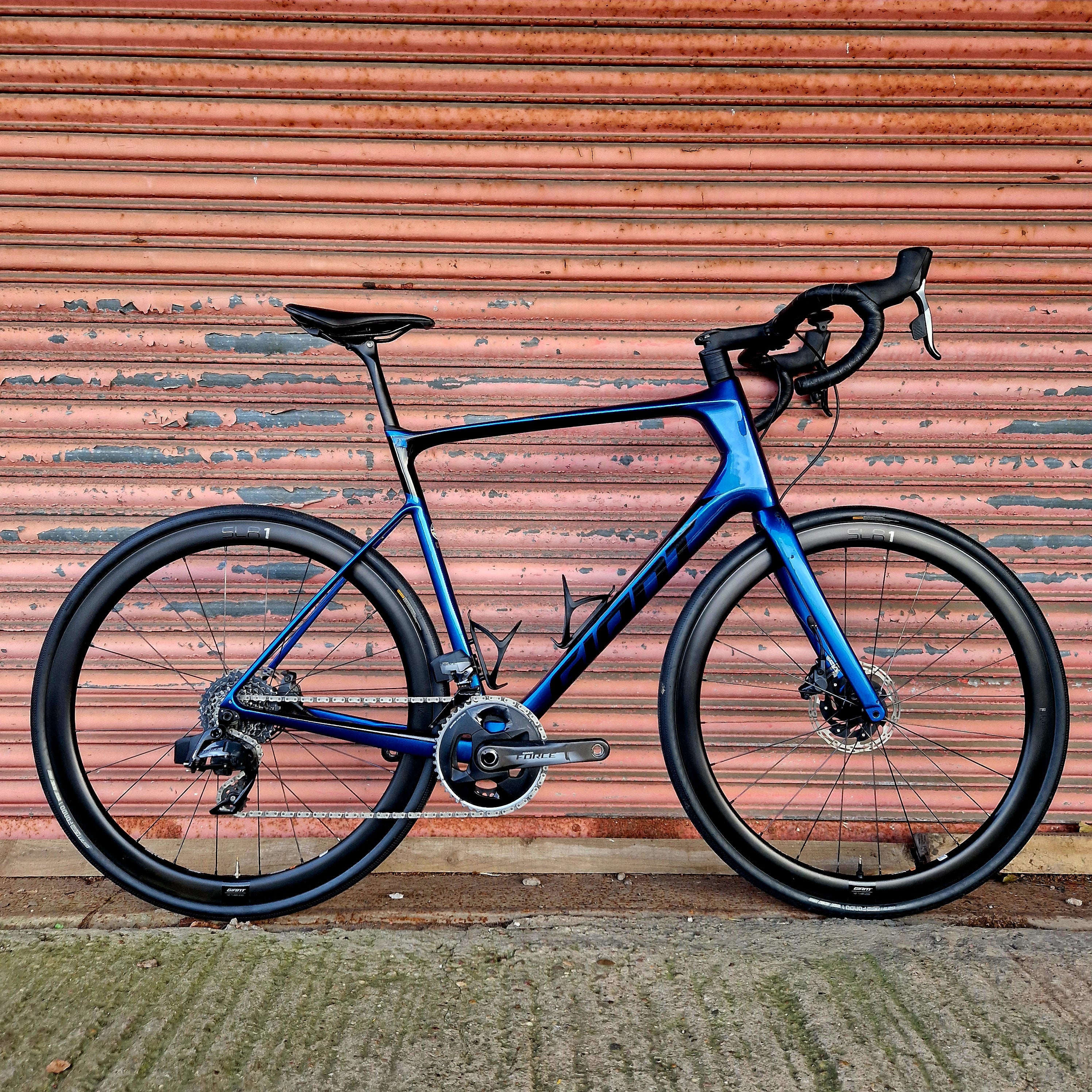 Giant defy advanced store pro 2 2019